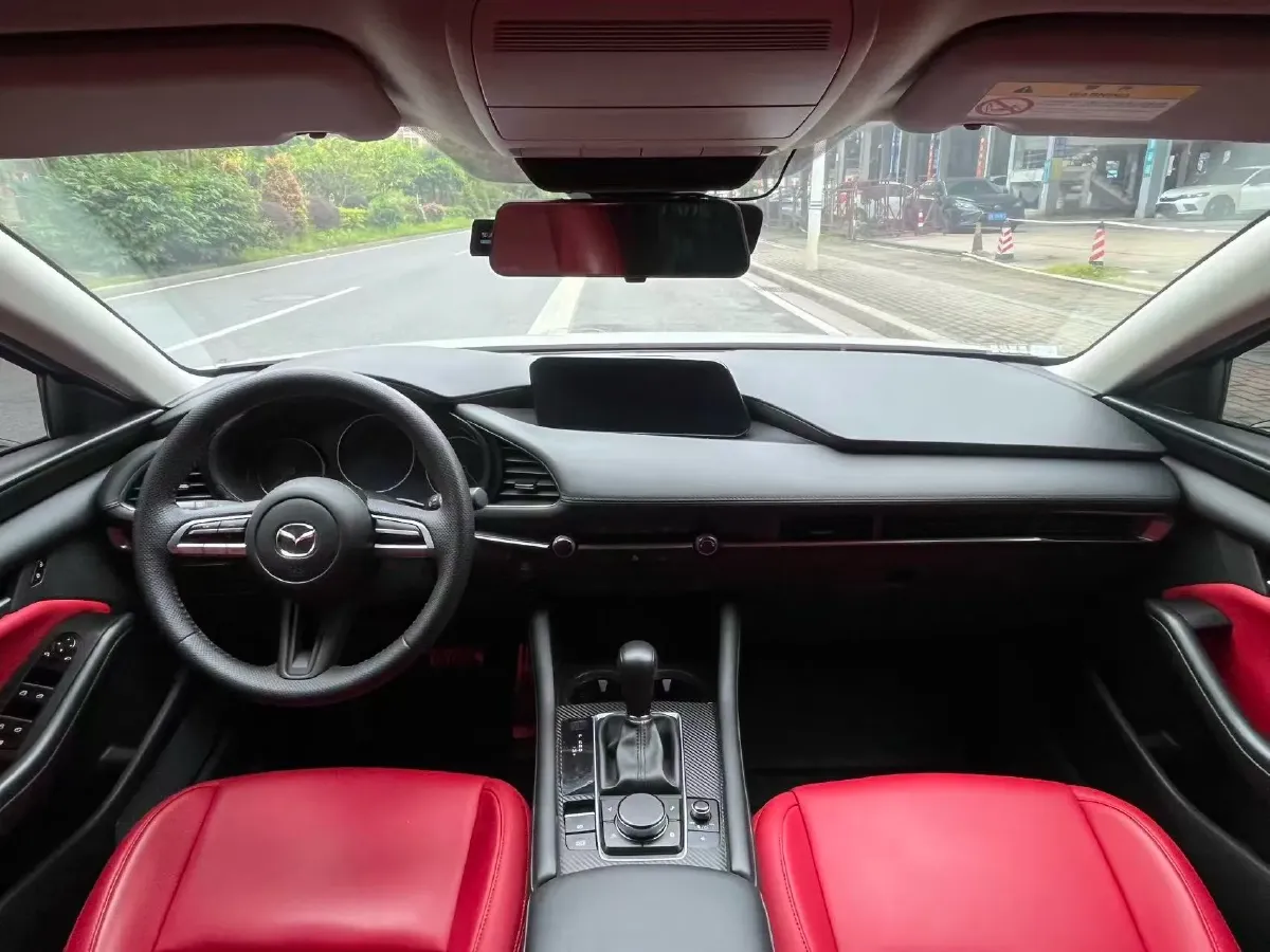 2021 Mazda 3 Axela 2.0L 158HP L4 6AT,autocango,china used car exporter,china ev exporter,chinese used car exporter,chinese used ev exporter