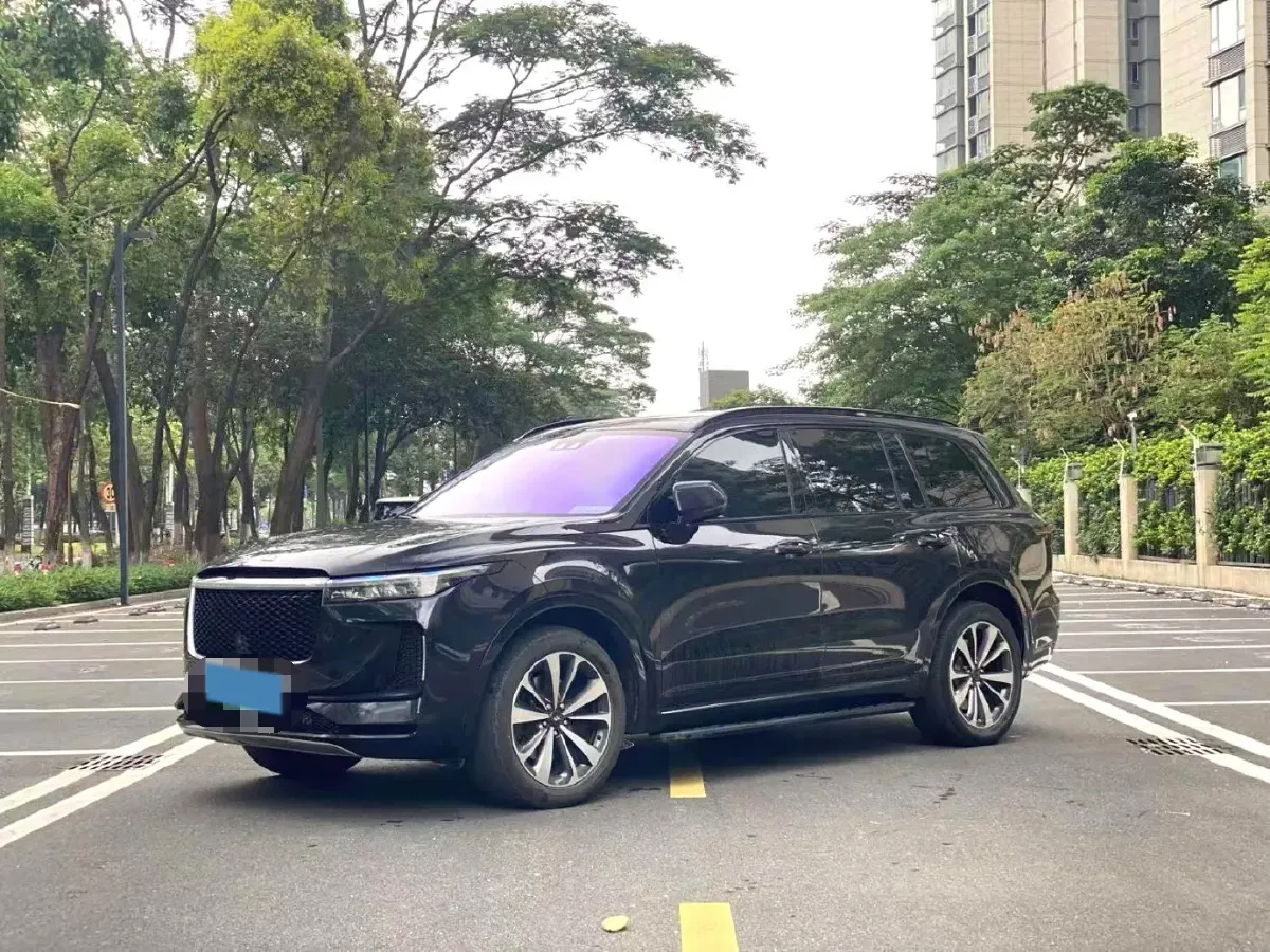 2020 Li ONE Range Extended 131HP REEV 40.5KWH,autocango,china used car exporter,china ev exporter,chinese used car exporter,chinese used ev exporter