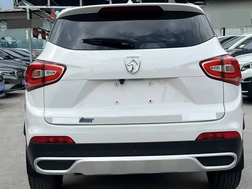 2017 HaiMa S5 Young Edition 1.6L 122HP L4 5MT,autocango,china used car exporter,china ev exporter,chinese used car exporter,chinese used ev exporter