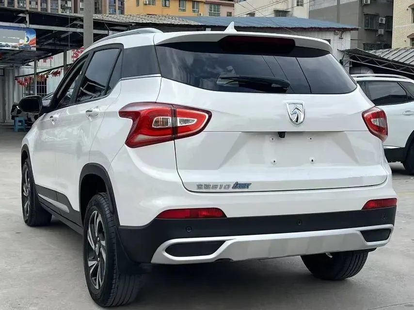 2017 HaiMa S5 Young Edition 1.6L 122HP L4 5MT,autocango,china used car exporter,china ev exporter,chinese used car exporter,chinese used ev exporter