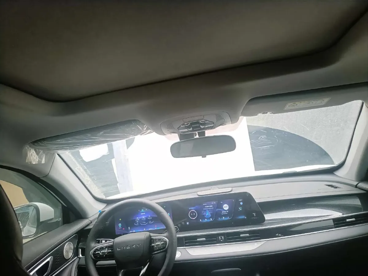 2023 Chery Tiggo 7 Plus 1.6T 197HP L4 7DCT,autocango,china used car exporter,china ev exporter,chinese used car exporter,chinese used ev exporter