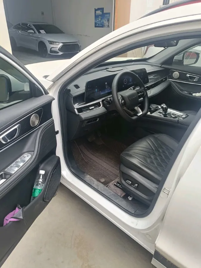 2023 Chery Tiggo 7 Plus 1.6T 197HP L4 7DCT,autocango,china used car exporter,china ev exporter,chinese used car exporter,chinese used ev exporter