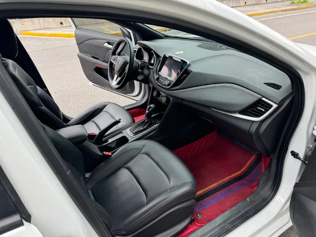 2019 Chevrolet Monza 1.3T 163HP L3 6AT,autocango,china used car exporter,china ev exporter,chinese used car exporter,chinese used ev exporter