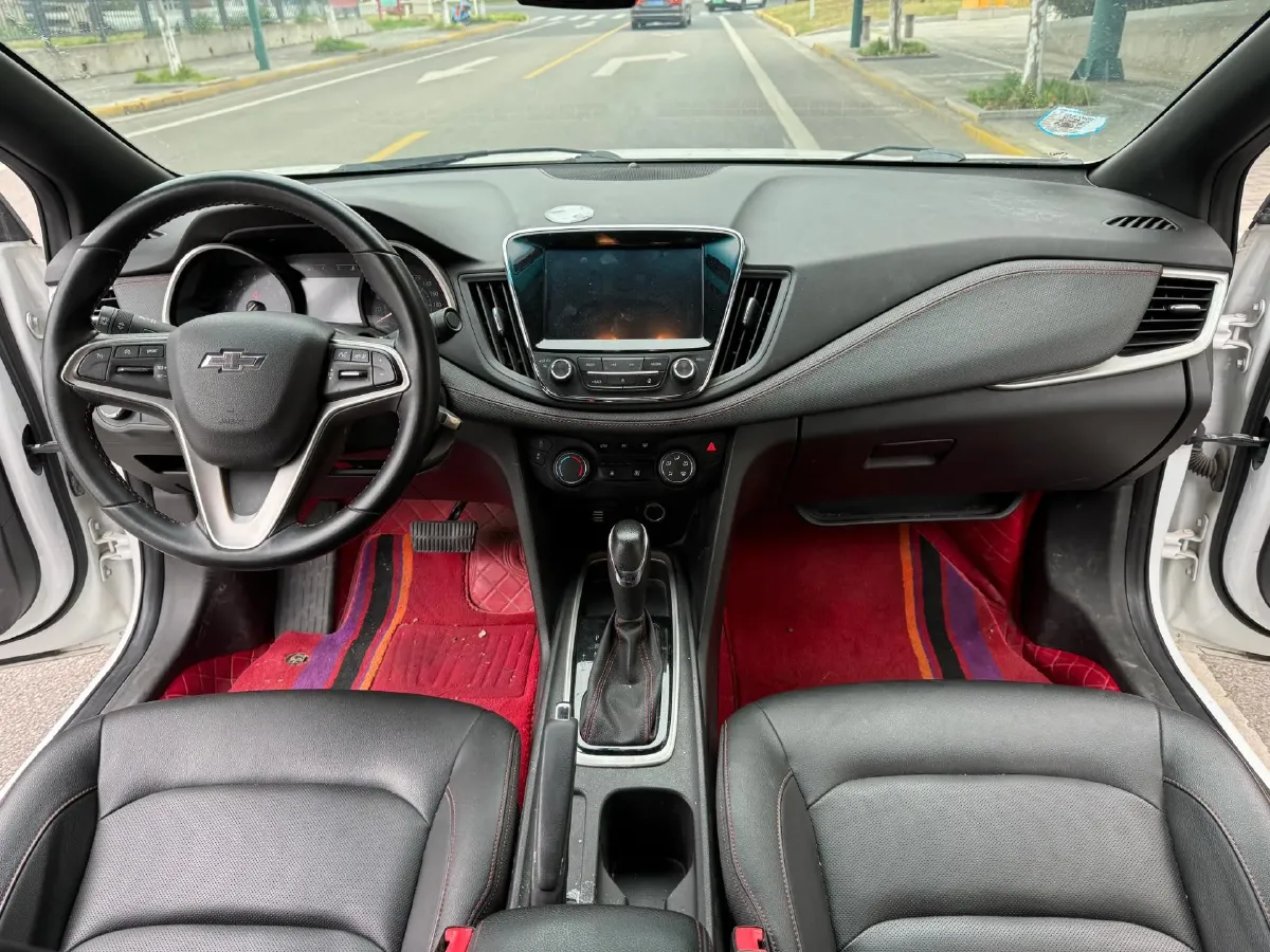 2019 Chevrolet Monza 1.3T 163HP L3 6AT,autocango,china used car exporter,china ev exporter,chinese used car exporter,chinese used ev exporter