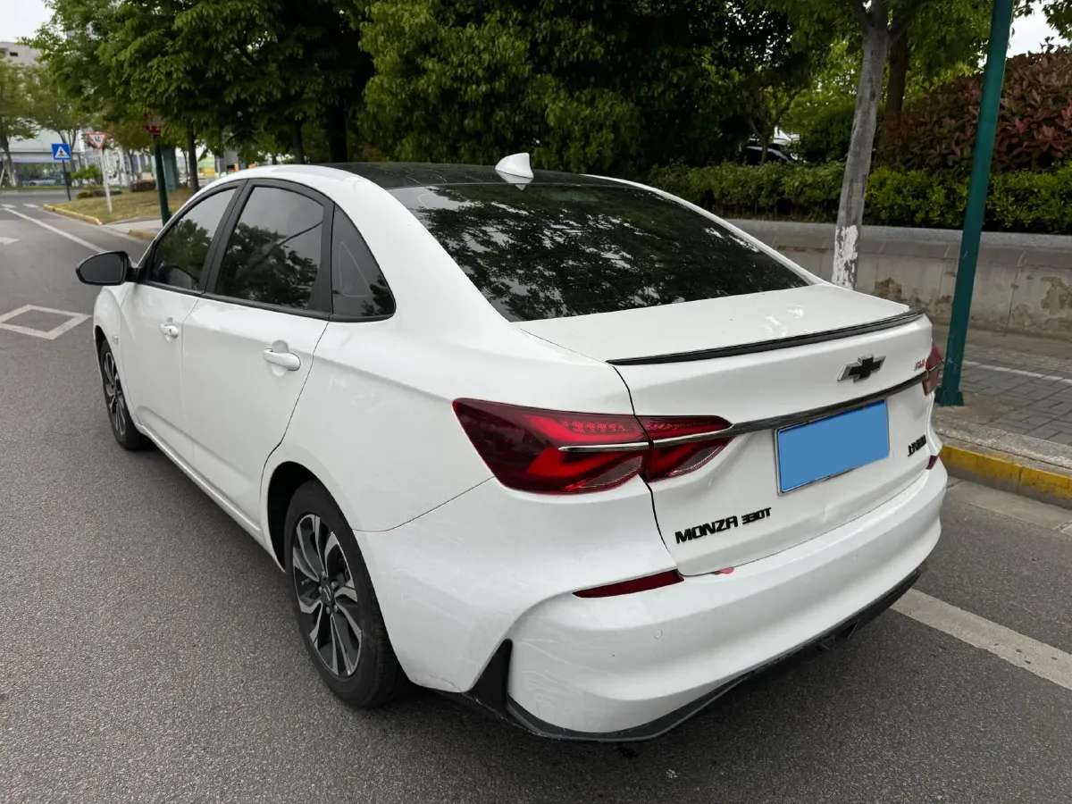 2019 Chevrolet Monza 1.3T 163HP L3 6AT,autocango,china used car exporter,china ev exporter,chinese used car exporter,chinese used ev exporter