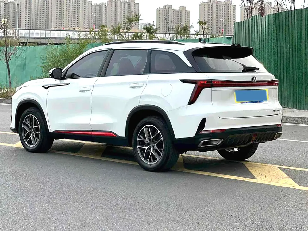 2022 ChangAn CS75 Plus 1.5T 178HP L4 6AT,autocango,china used car exporter,china ev exporter,chinese used car exporter,chinese used ev exporter
