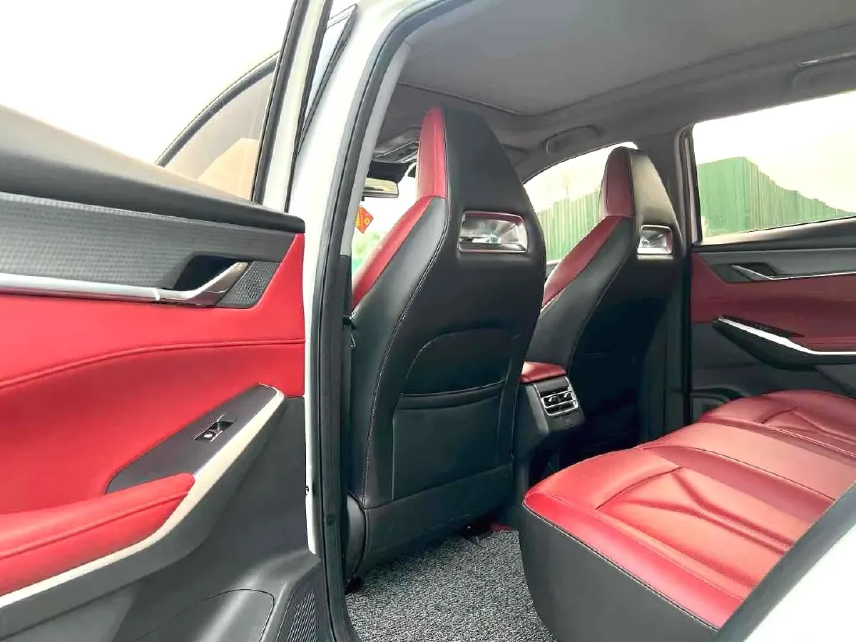 2022 ChangAn CS75 Plus 1.5T 178HP L4 6AT,autocango,china used car exporter,china ev exporter,chinese used car exporter,chinese used ev exporter