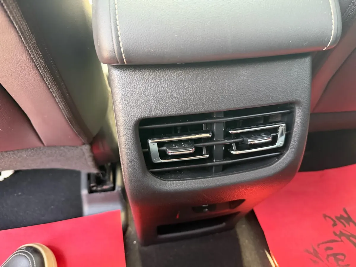 2022 Haval H6 1.5T 184HP L4 7DCT,autocango,china used car exporter,china ev exporter,chinese used car exporter,chinese used ev exporter