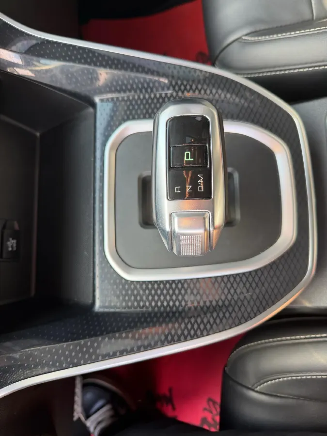 2022 Haval H6 1.5T 184HP L4 7DCT,autocango,china used car exporter,china ev exporter,chinese used car exporter,chinese used ev exporter