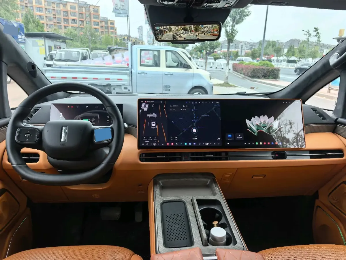 2025 WEY HighMountain 1.5T 170HP L4 4DHT PHEV,autocango,china used car exporter,china ev exporter,chinese used car exporter,chinese used ev exporter