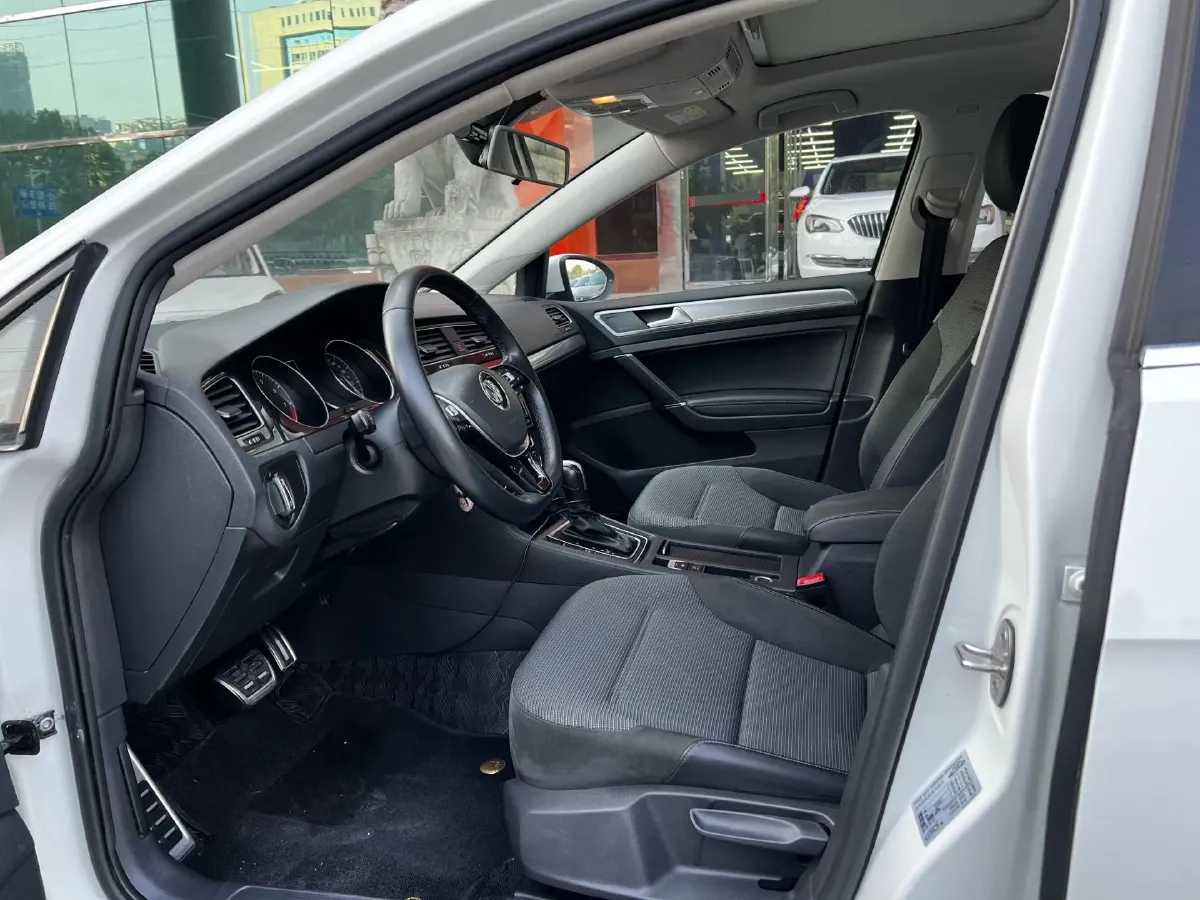 2019 Volkswagen Golf 1.4T 150HP L4 7DCT,autocango,china used car exporter,china ev exporter,chinese used car exporter,chinese used ev exporter