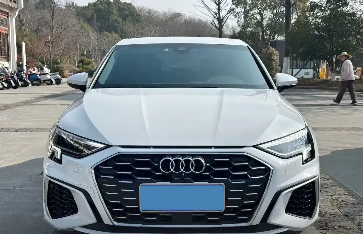 2022 Audi A3 1.4T 150HP L4 7DCT,autocango,china used car exporter,china ev exporter,chinese used car exporter,chinese used ev exporter