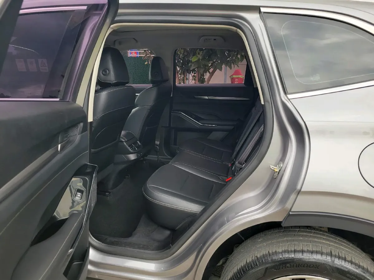 2021 Haval H6 1.5T 169HP L4 7DCT,autocango,china used car exporter,china ev exporter,chinese used car exporter,chinese used ev exporter