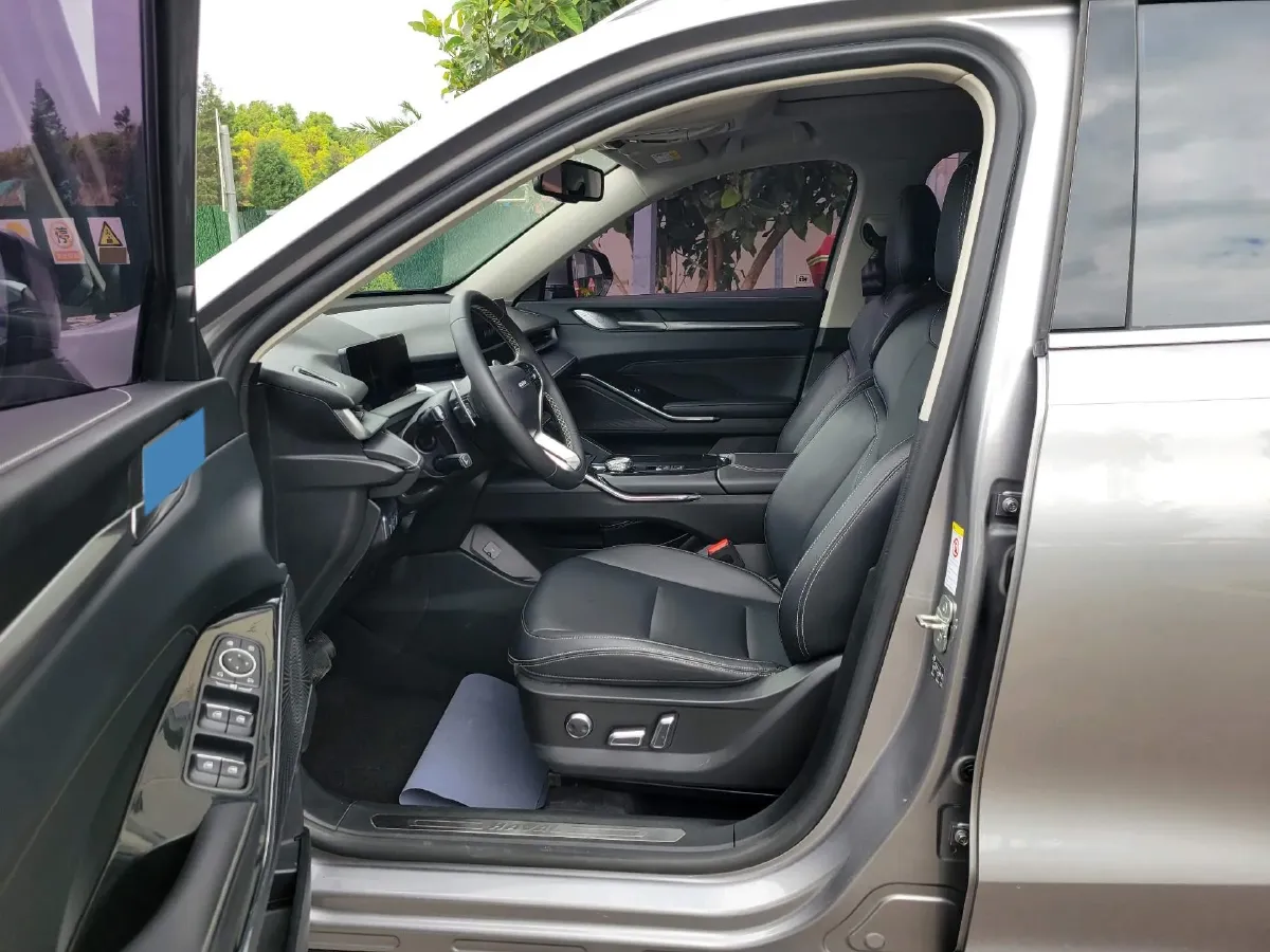 2021 Haval H6 1.5T 169HP L4 7DCT,autocango,china used car exporter,china ev exporter,chinese used car exporter,chinese used ev exporter