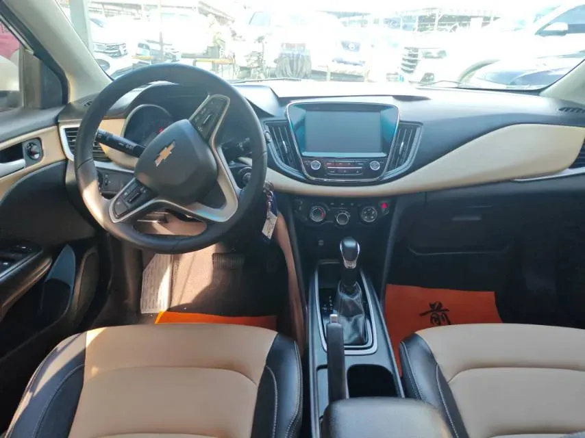 2021 Chevrolet Monza 1.5L 113HP L4 6AT,autocango,china used car exporter,china ev exporter,chinese used car exporter,chinese used ev exporter