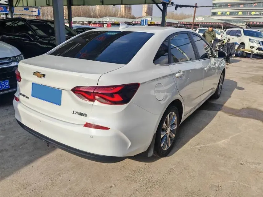 2021 Chevrolet Monza 1.5L 113HP L4 6AT,autocango,china used car exporter,china ev exporter,chinese used car exporter,chinese used ev exporter