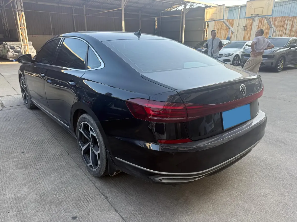 2023 Volkswagen Passat 2.0T 186HP L4 7DCT,autocango,china used car exporter,china ev exporter,chinese used car exporter,chinese used ev exporter