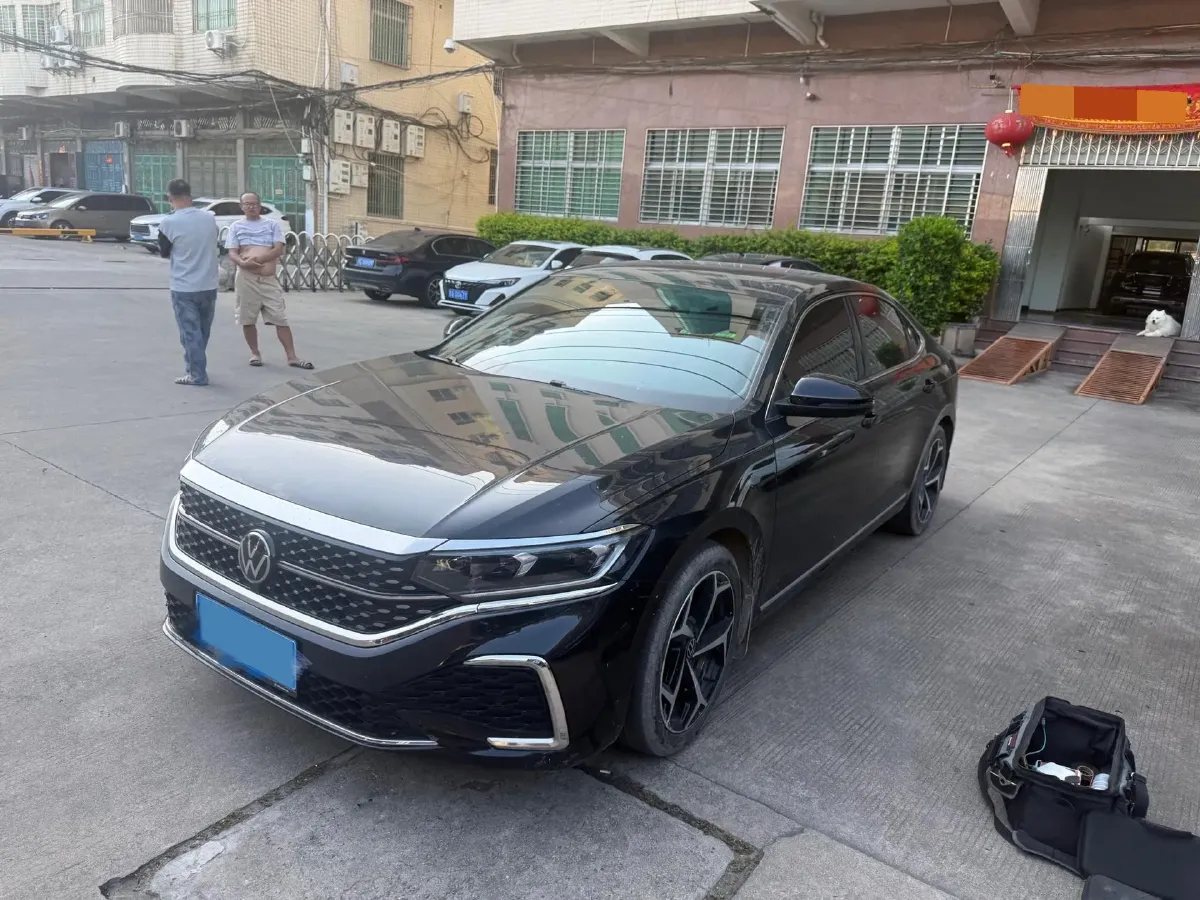 2023 Volkswagen Passat 2.0T 186HP L4 7DCT,autocango,china used car exporter,china ev exporter,chinese used car exporter,chinese used ev exporter