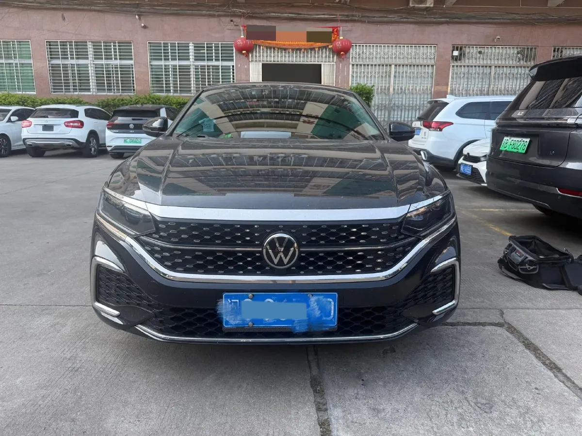 2023 Volkswagen Passat 2.0T 186HP L4 7DCT,autocango,china used car exporter,china ev exporter,chinese used car exporter,chinese used ev exporter