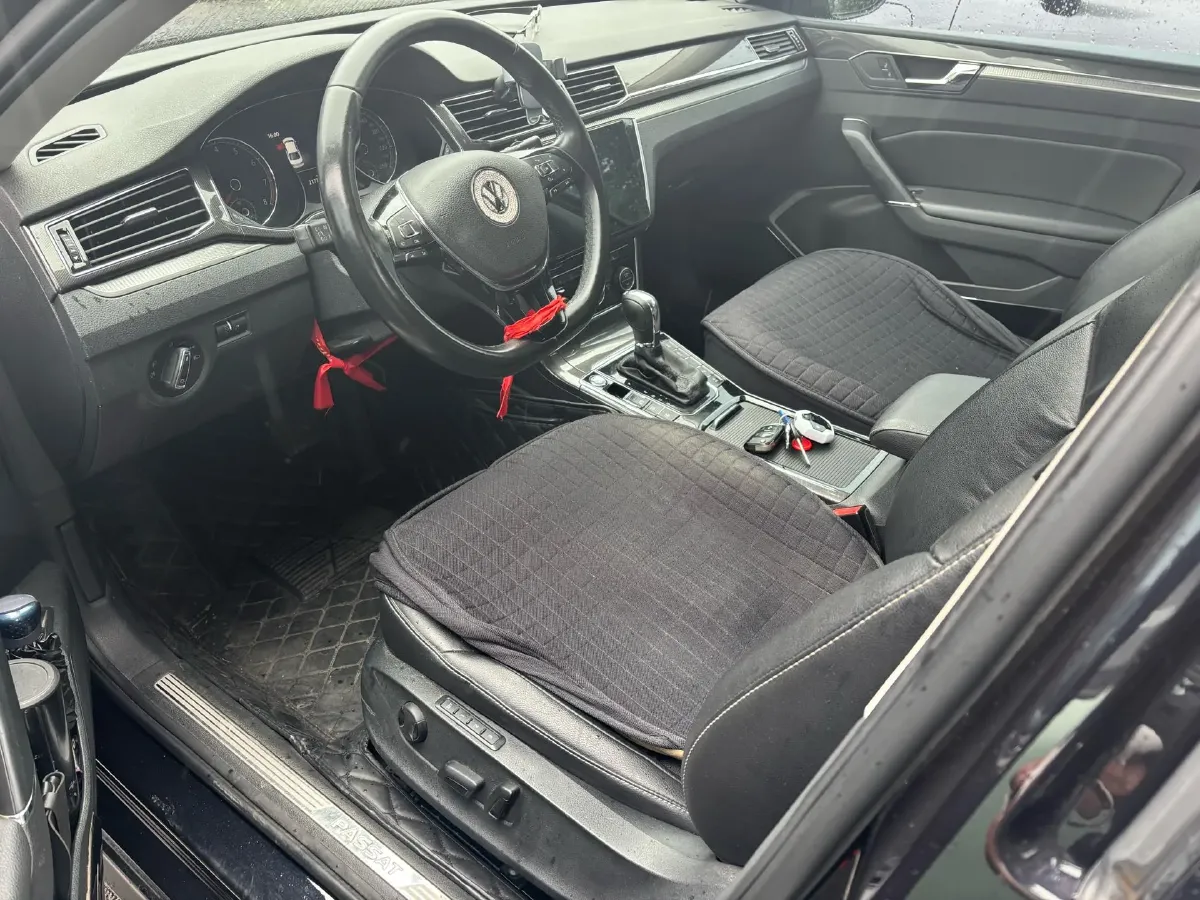 2017 Volkswagen Passat 1.8T 180HP L4 7DCT,autocango,china used car exporter,china ev exporter,chinese used car exporter,chinese used ev exporter