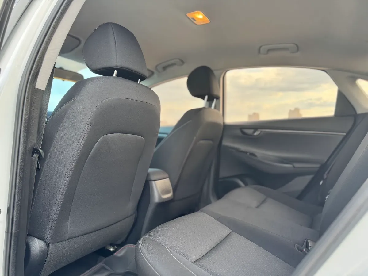 2020 Hyundai Celesta 1.6L 123HP L4 6AT,autocango,china used car exporter,china ev exporter,chinese used car exporter,chinese used ev exporter