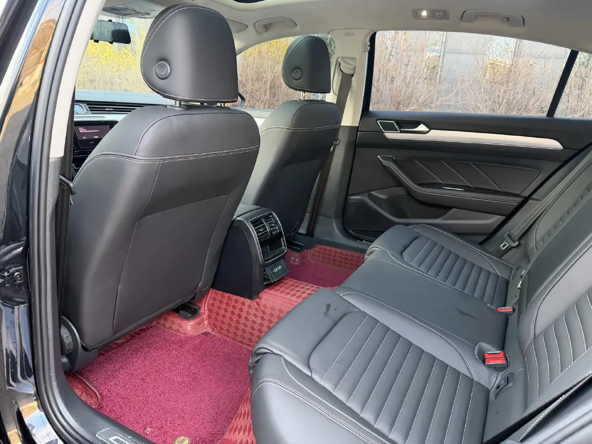 2020 Volkswagen Magotan 1.4T 150HP L4 7DCT,autocango,china used car exporter,china ev exporter,chinese used car exporter,chinese used ev exporter