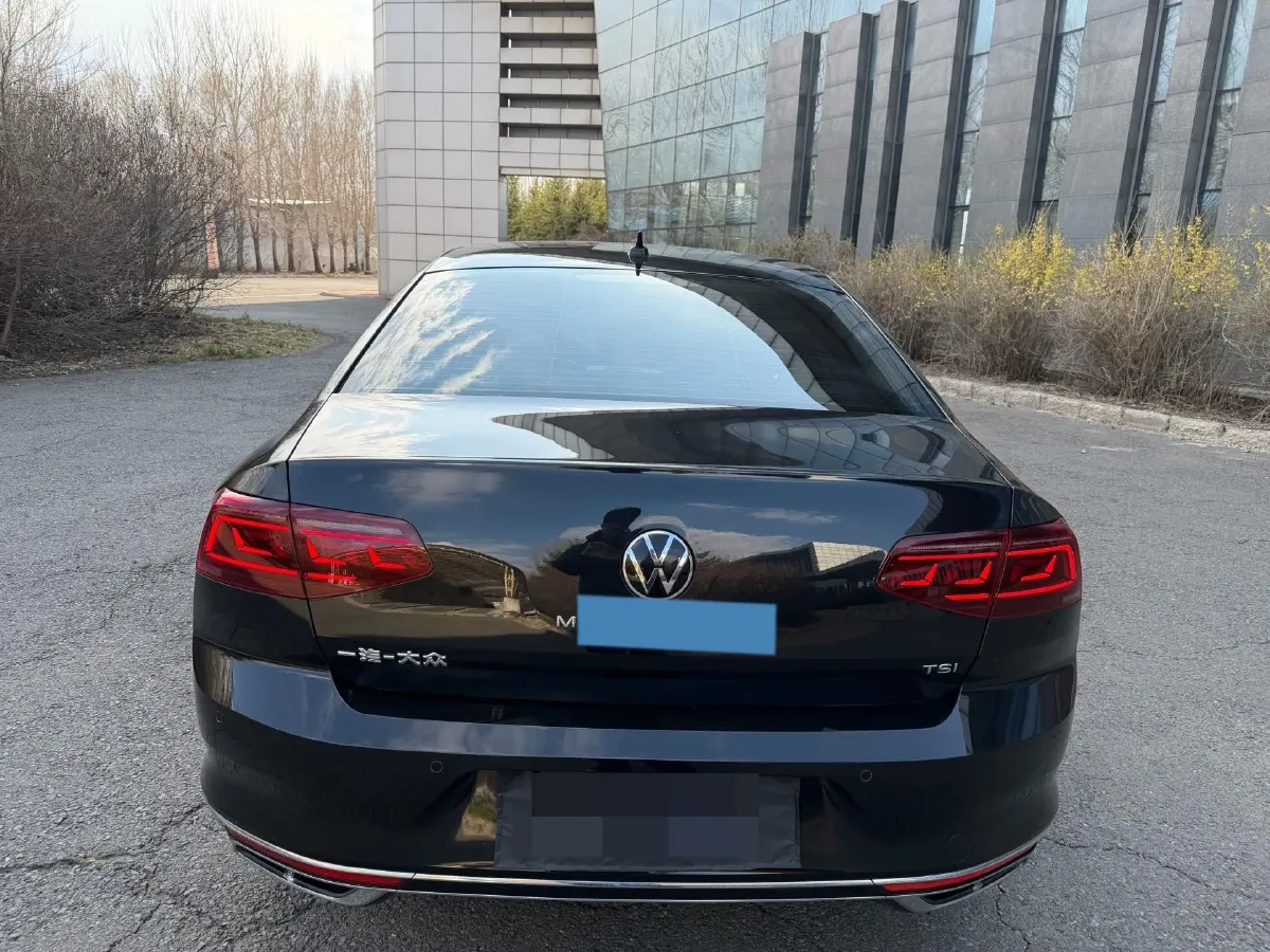2020 Volkswagen Magotan 1.4T 150HP L4 7DCT,autocango,china used car exporter,china ev exporter,chinese used car exporter,chinese used ev exporter