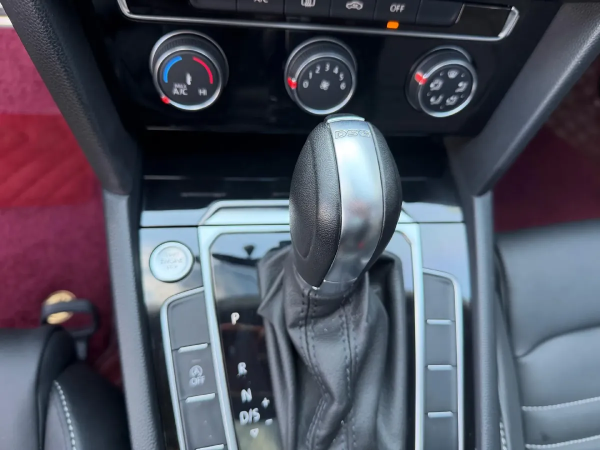 2020 Volkswagen Magotan 1.4T 150HP L4 7DCT,autocango,china used car exporter,china ev exporter,chinese used car exporter,chinese used ev exporter