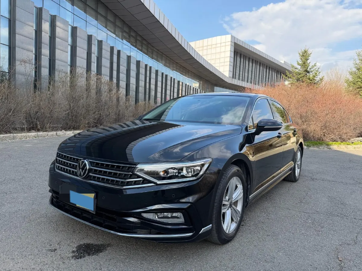 2020 Volkswagen Magotan 1.4T 150HP L4 7DCT,autocango,china used car exporter,china ev exporter,chinese used car exporter,chinese used ev exporter