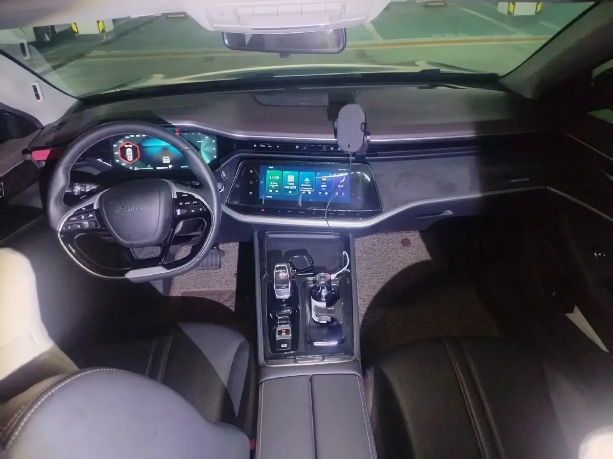 2021 DongFeng Aeolus YiXuan MAX 1.5T 190HP L4 7DCT,autocango,china used car exporter,china ev exporter,chinese used car exporter,chinese used ev exporter