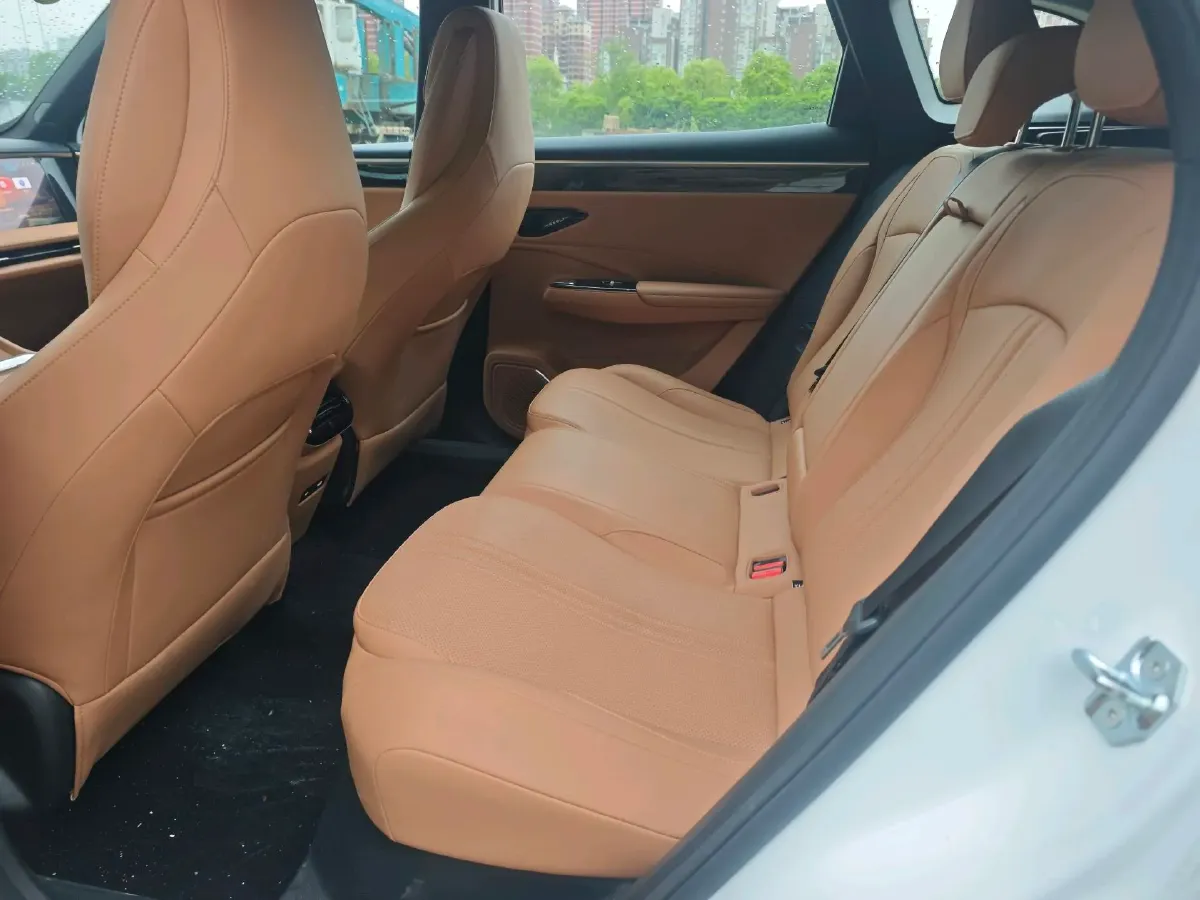 2025 Geely Galaxy L7 1.5T 163HP L4 3DHT PHEV 18.7KWH,autocango,china used car exporter,china ev exporter,chinese used car exporter,chinese used ev exporter