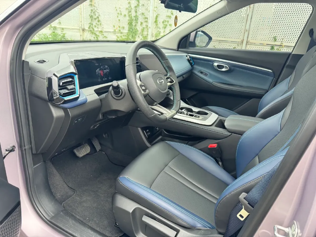 2023 GAC Trumpchi GS3 1.5T 177HP L4 7DCT,autocango,china used car exporter,china ev exporter,chinese used car exporter,chinese used ev exporter