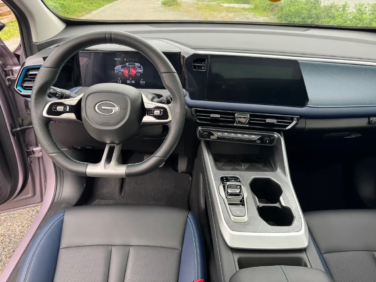 2023 GAC Trumpchi GS3 1.5T 177HP L4 7DCT,autocango,china used car exporter,china ev exporter,chinese used car exporter,chinese used ev exporter