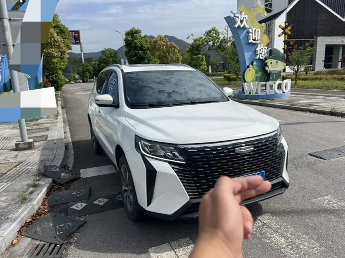 2024 Geely OkavangoPRO 1.5T 181HP L4 7DCT,autocango,china used car exporter,china ev exporter,chinese used car exporter,chinese used ev exporter