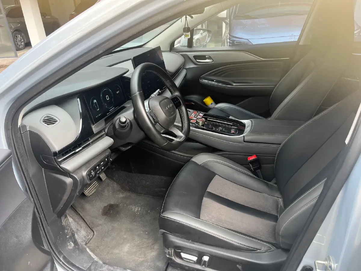 2022 LYNK&CO 02 2.0T 190HP L4 7DCT,autocango,china used car exporter,china ev exporter,chinese used car exporter,chinese used ev exporter