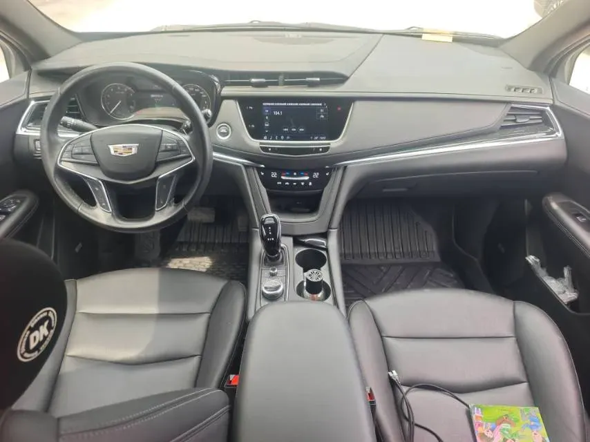 2022 Cadillac XT5 2.0T 237HP L4 9AT,autocango,china used car exporter,china ev exporter,chinese used car exporter,chinese used ev exporter
