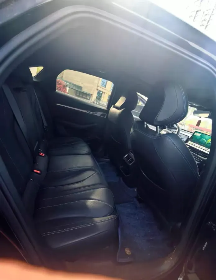 2025 Geely Preface 1.5T 181HP L4 7DCT,autocango,china used car exporter,china ev exporter,chinese used car exporter,chinese used ev exporter