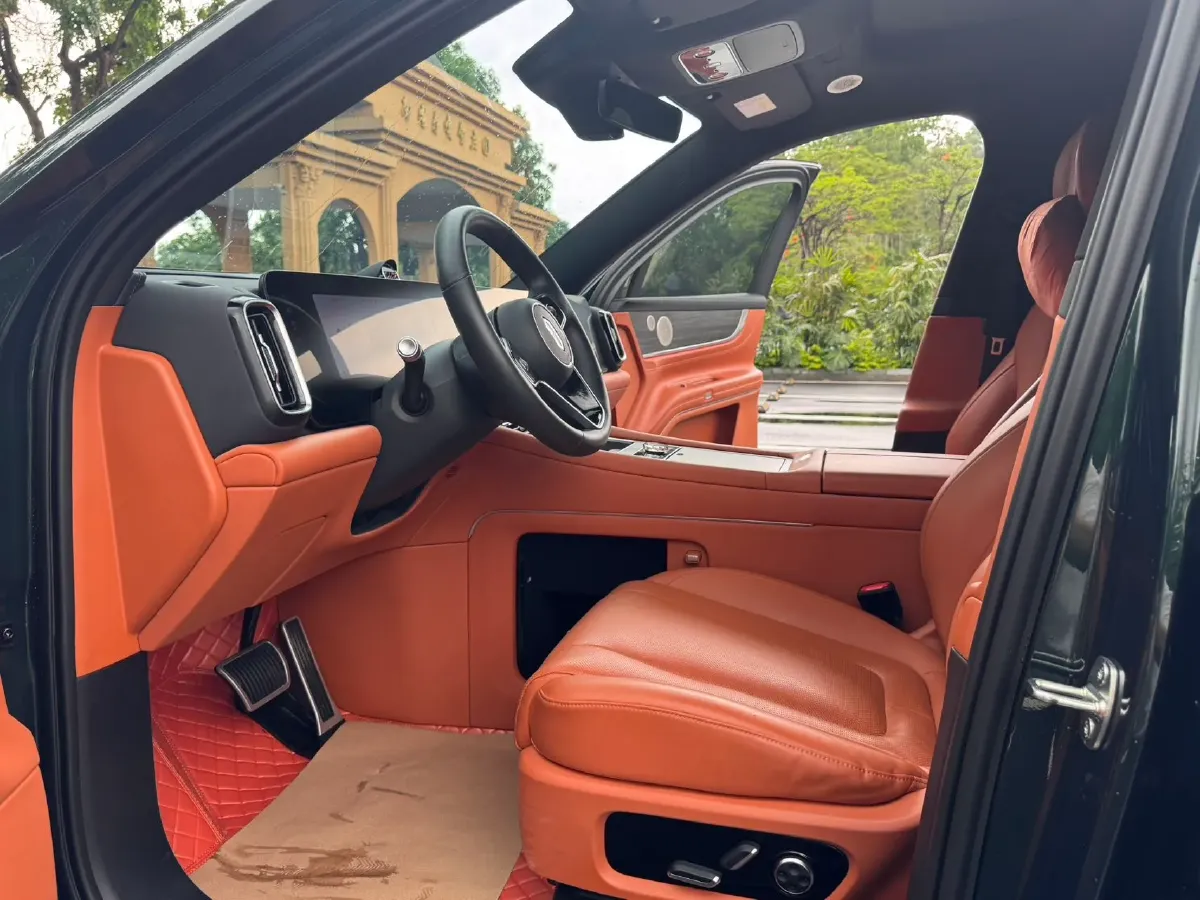 2024 AITO AITO M9 1.5T 152HP L4 REEV 42KWH,autocango,china used car exporter,china ev exporter,chinese used car exporter,chinese used ev exporter