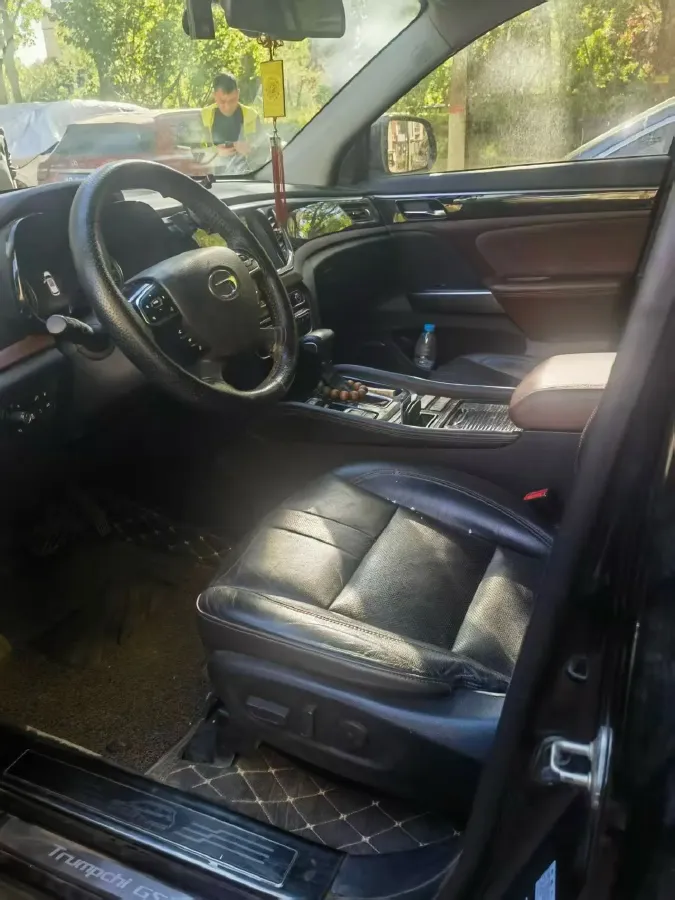 2017 GAC Trumpchi GS8 2.0T 201HP L4 6AT,autocango,china used car exporter,china ev exporter,chinese used car exporter,chinese used ev exporter