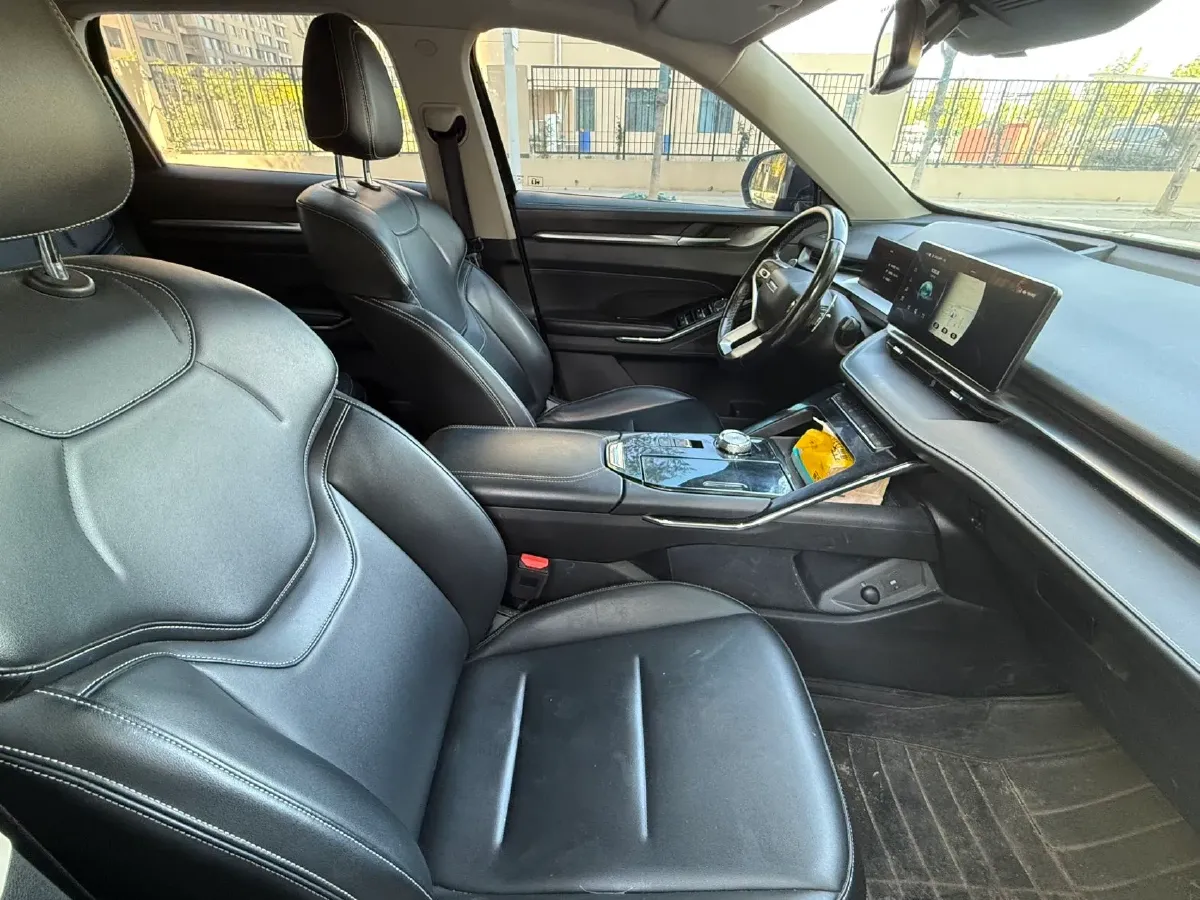 2021 Haval H6 1.5T 169HP L4 7DCT,autocango,china used car exporter,china ev exporter,chinese used car exporter,chinese used ev exporter