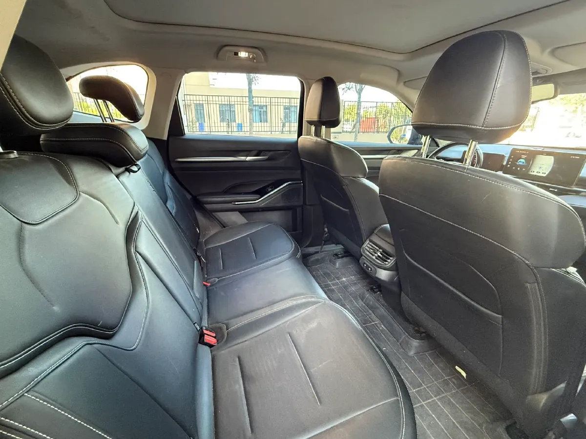 2021 Haval H6 1.5T 169HP L4 7DCT,autocango,china used car exporter,china ev exporter,chinese used car exporter,chinese used ev exporter