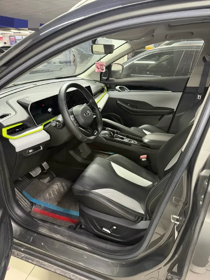 2023 Geely Coolray 1.5T 181HP L4 7DCT,autocango,china used car exporter,china ev exporter,chinese used car exporter,chinese used ev exporter