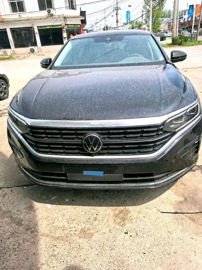 2025 Volkswagen Passat 2.0T 220HP L4 7DCT,autocango,china used car exporter,china ev exporter,chinese used car exporter,chinese used ev exporter