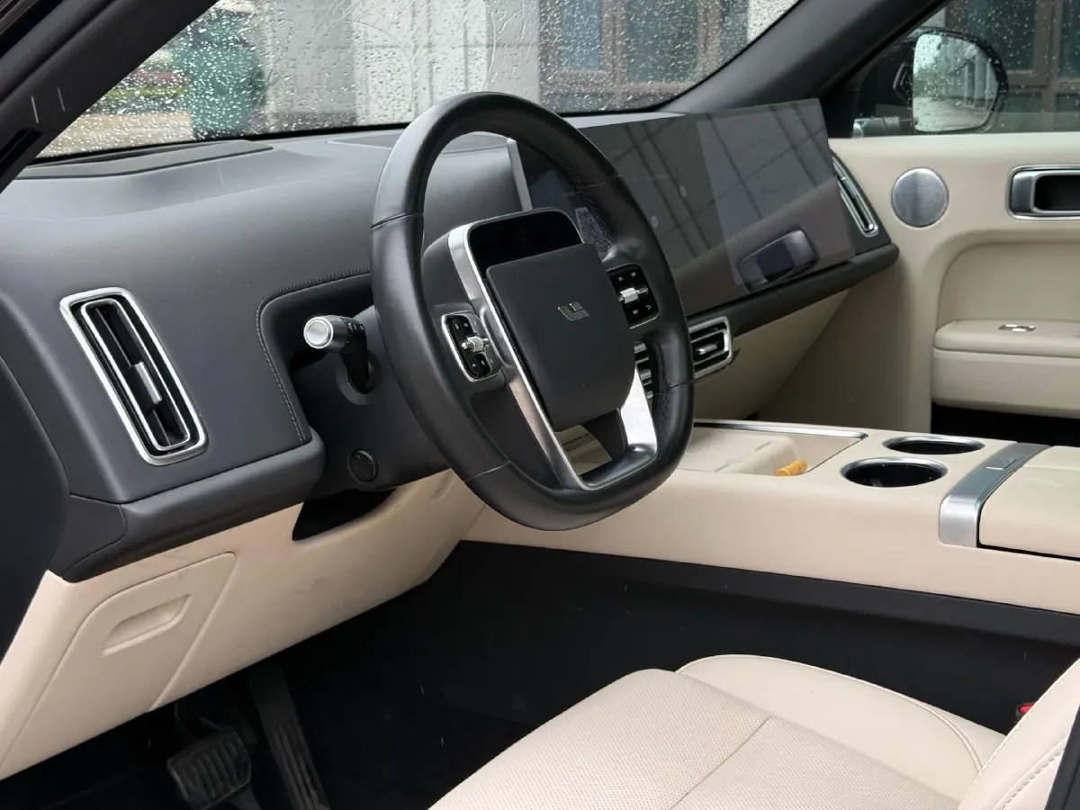 2023 Li L7 Range Extended 154HP REEV 40.9KWH,autocango,china used car exporter,china ev exporter,chinese used car exporter,chinese used ev exporter