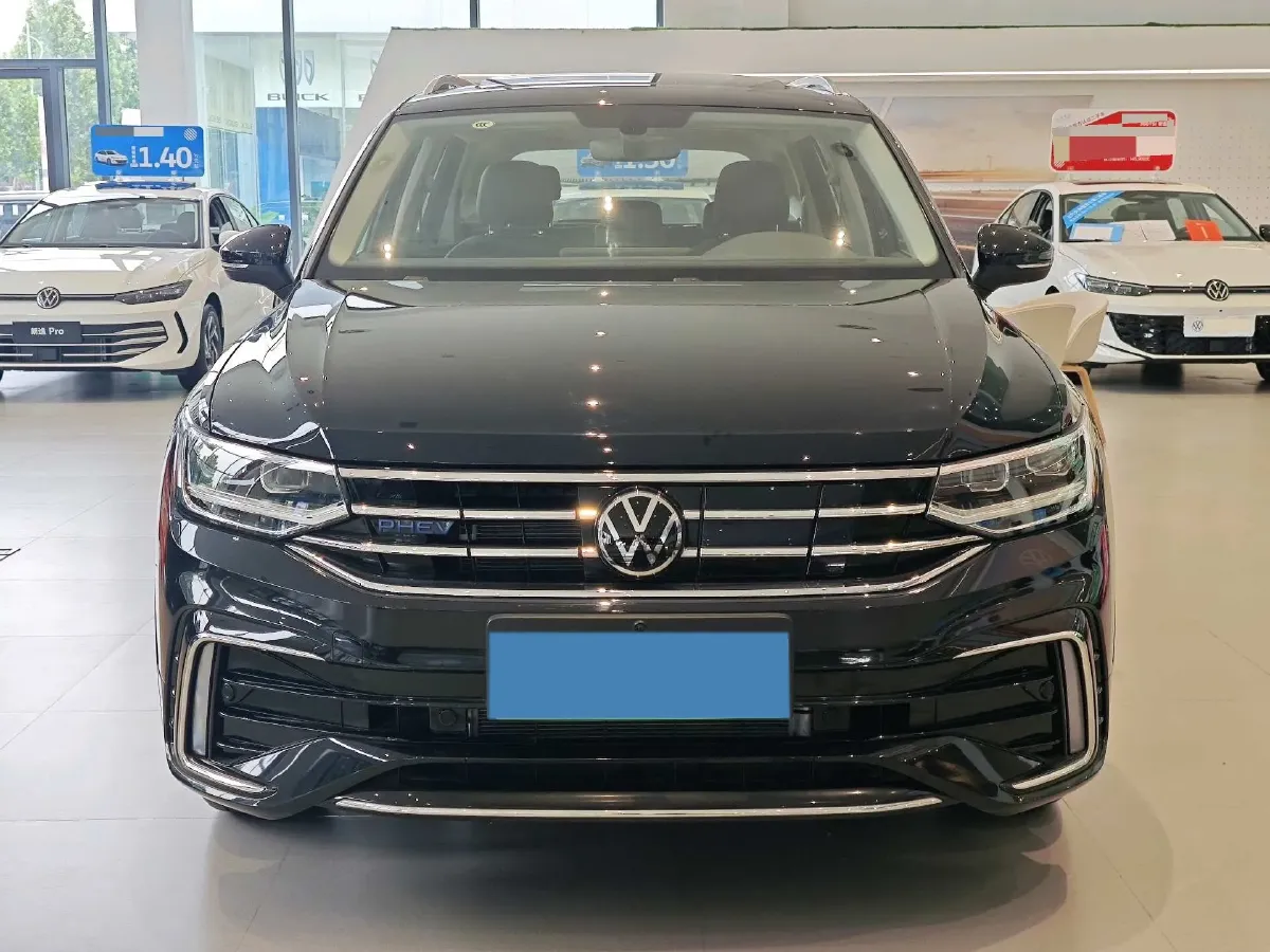 2023 Volkswagen Tiguan L 1.4T 150HP L4 6DCT PHEV 13KWH,autocango,china used car exporter,china ev exporter,chinese used car exporter,chinese used ev exporter