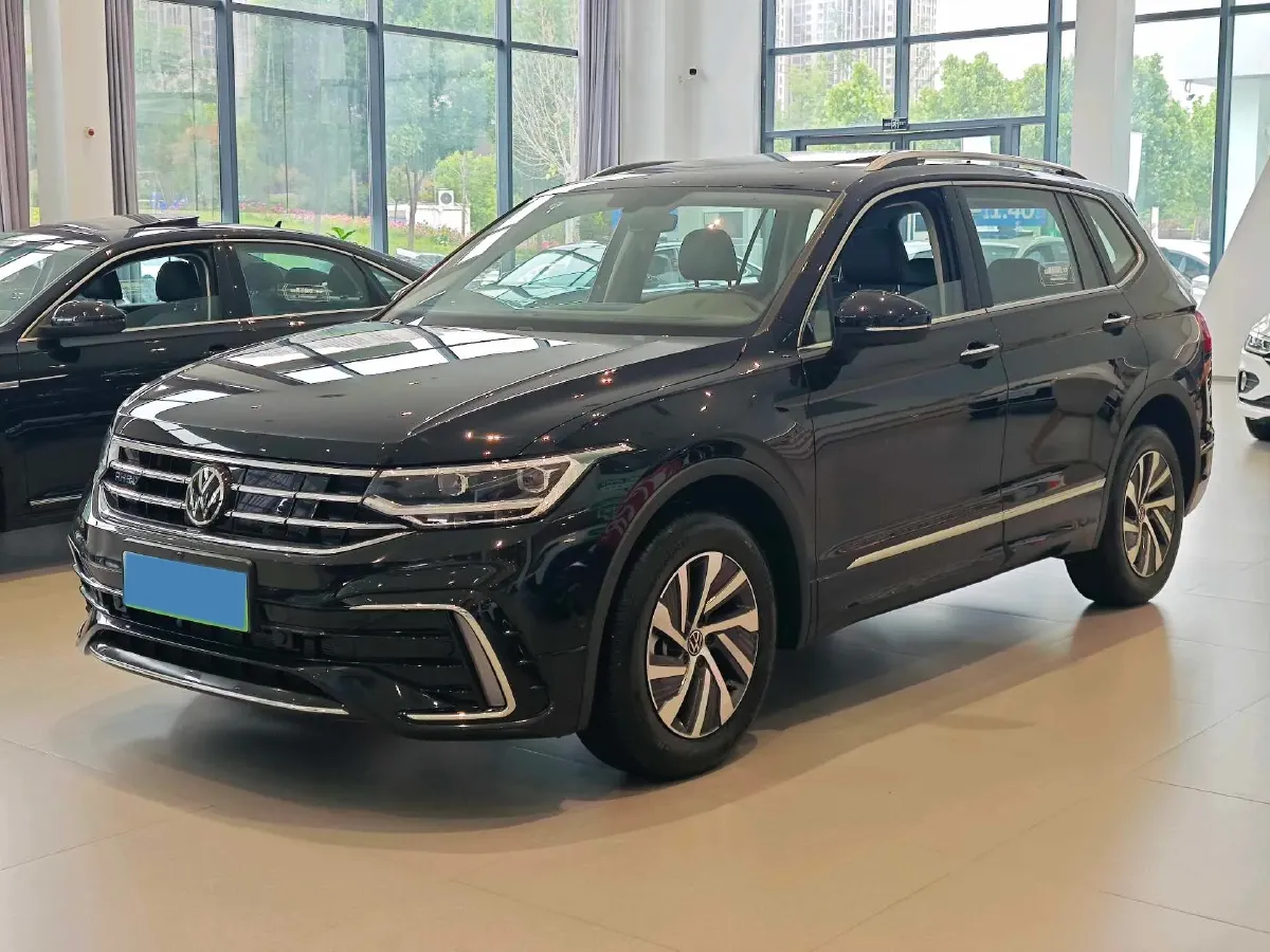 2023 Volkswagen Tiguan L 1.4T 150HP L4 6DCT PHEV 13KWH,autocango,china used car exporter,china ev exporter,chinese used car exporter,chinese used ev exporter