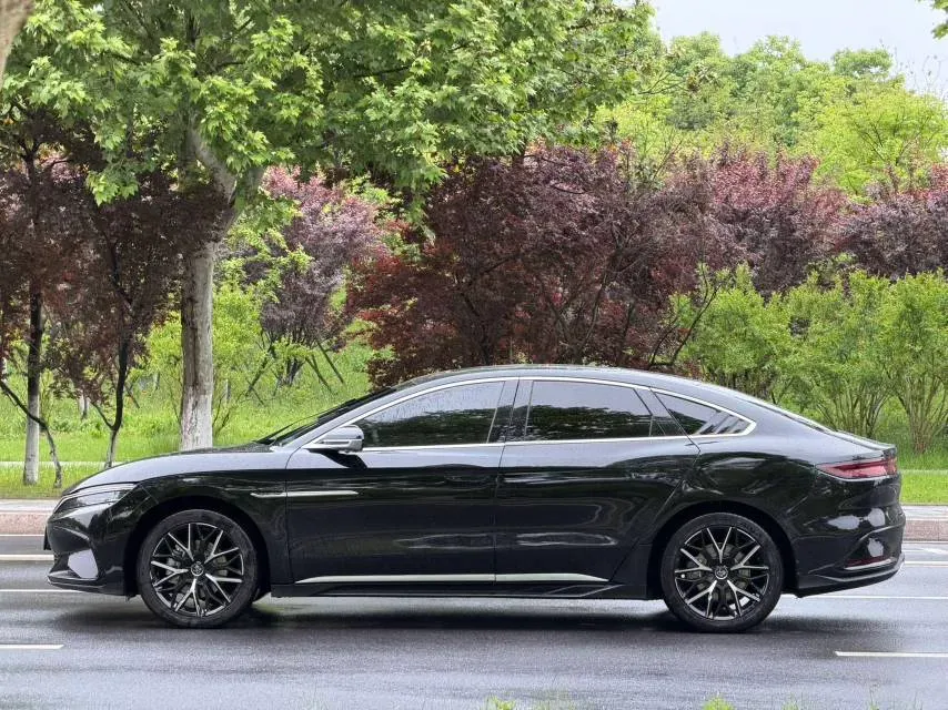 2024 BYD Han BEV 60.48KWH,autocango,china used car exporter,china ev exporter,chinese used car exporter,chinese used ev exporter