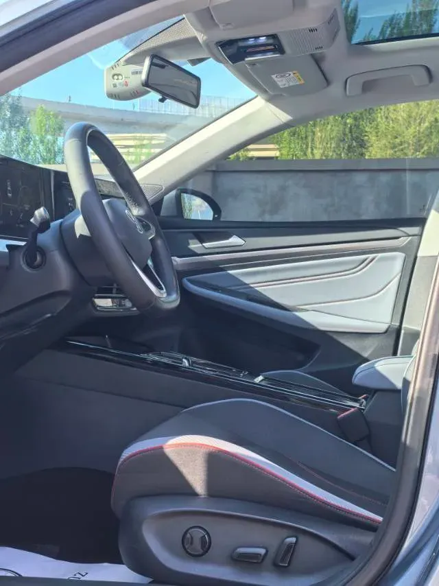 2022 Volkswagen Lavida 1.4T 150HP L4 7DCT,autocango,china used car exporter,china ev exporter,chinese used car exporter,chinese used ev exporter