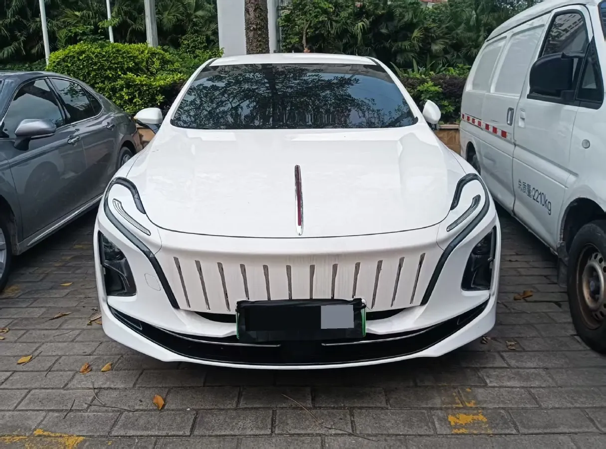 2023 HongQi E-QM5 BEV 82KWH,autocango,china used car exporter,china ev exporter,chinese used car exporter,chinese used ev exporter