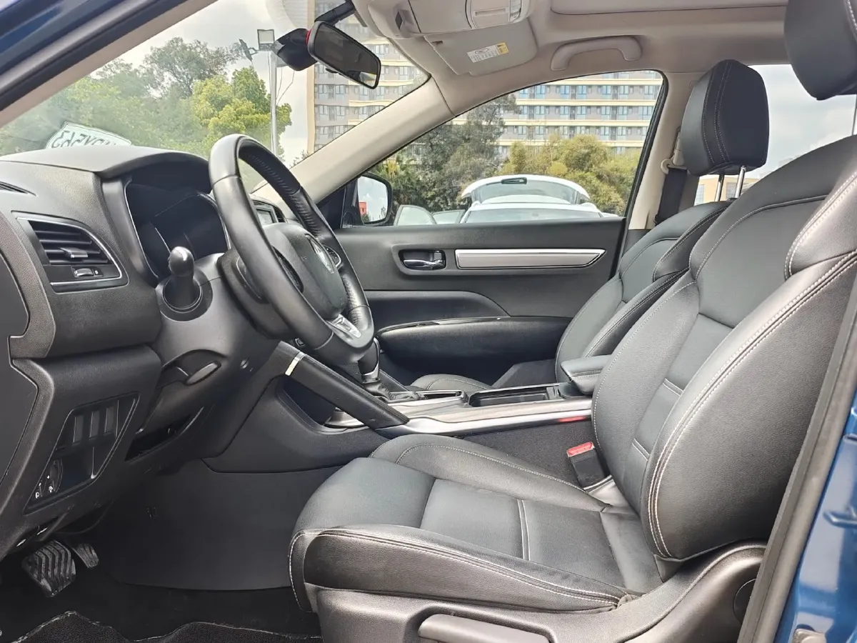 2017 Renault Koleos 2.0L 150HP L4 CVT,autocango,china used car exporter,china ev exporter,chinese used car exporter,chinese used ev exporter